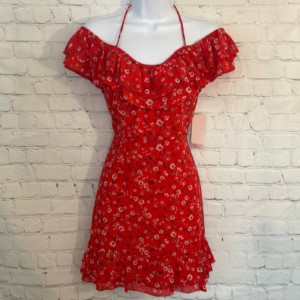 NWT Tobi floral mini dress with ruffles on or off shoulder